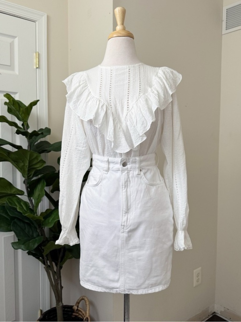 H&M White Denim Mini Skirt - Clean A-Line